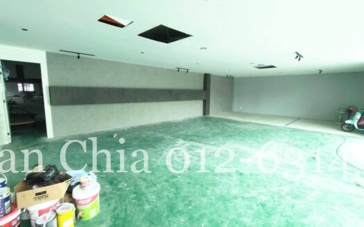 Pekan Nanas Industrial Park (Facing Main Road), One and Half Storey Semi-Detached Factory